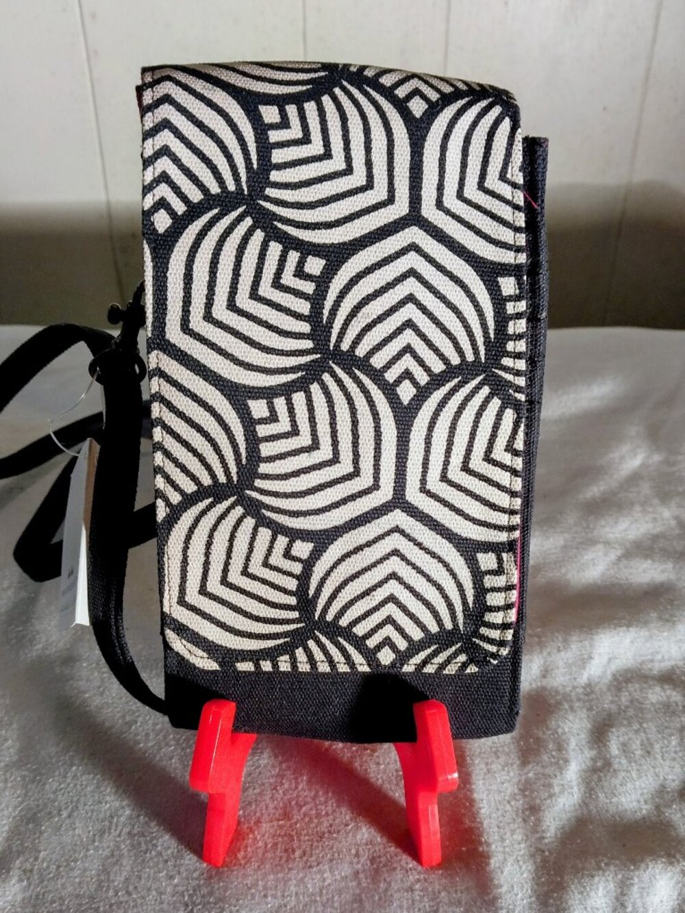 NWT Malia Designs Phone Case Wallet - Botanical Prints